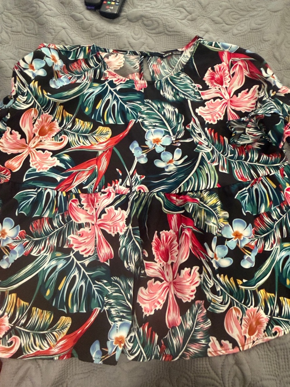 SHEIN - Picture 4 of 7
